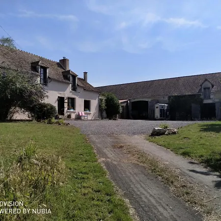 La Girauderie Farmhouse